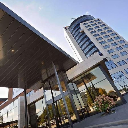 Van Der Valk Hotel ทีล ภายนอก รูปภาพ
