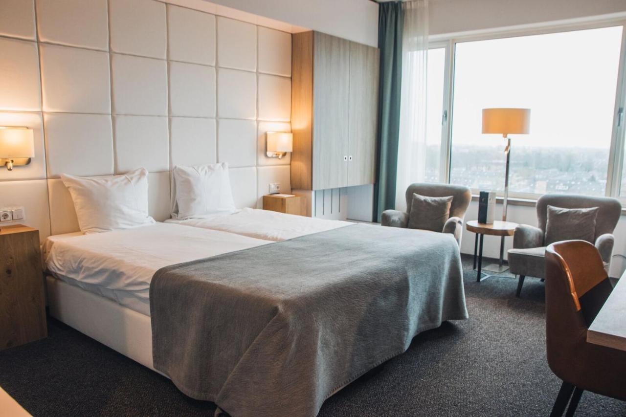 Van Der Valk Hotel ทีล ภายนอก รูปภาพ